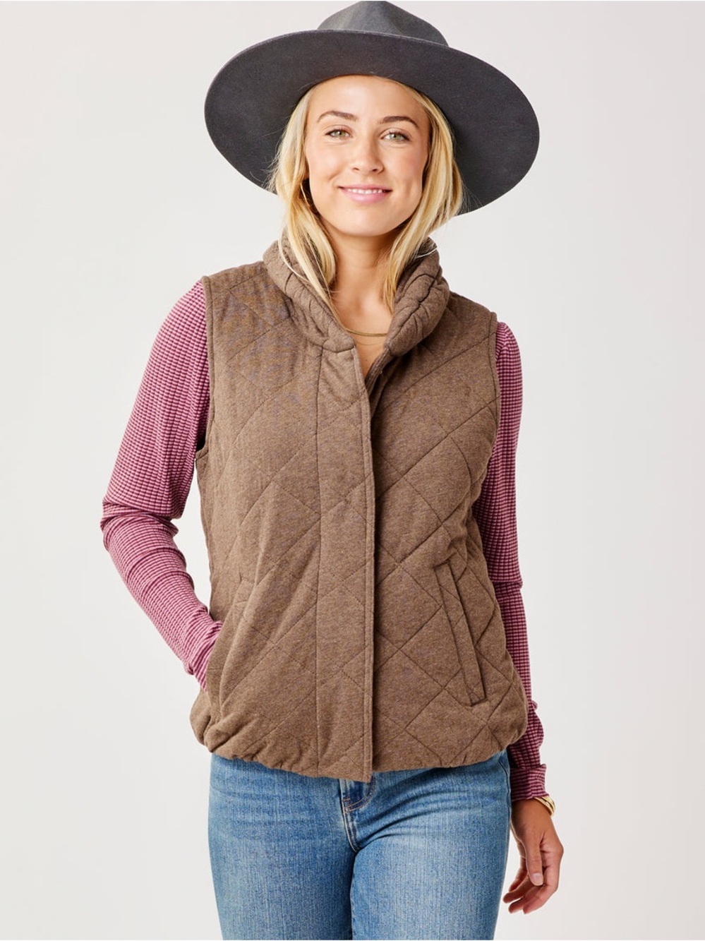 Carve Designs Betty Brown Quilted Funnel Neck Vest Size Medium Organic Cotton